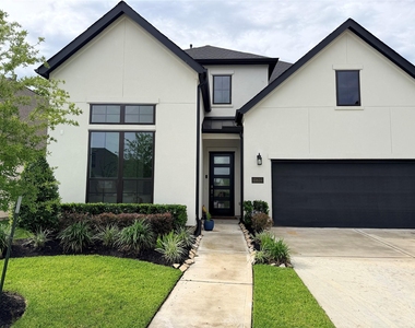 10614 Kingston Spring - Photo Thumbnail 1