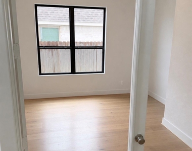 10614 Kingston Spring - Photo Thumbnail 17
