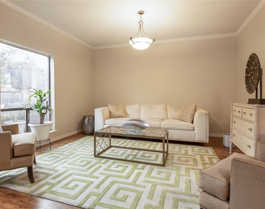 1802 Stoney Brook Drive - Photo Thumbnail 3