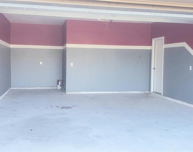 8723 W Crescent Lake Circle - Photo Thumbnail 24