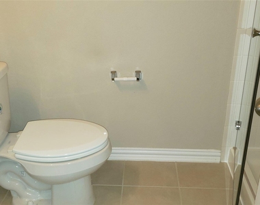8723 W Crescent Lake Circle - Photo Thumbnail 22