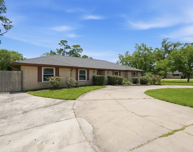 2607 Brom Bones Boulevard - Photo Thumbnail 11