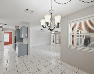 2607 Brom Bones Boulevard - Photo Thumbnail 20