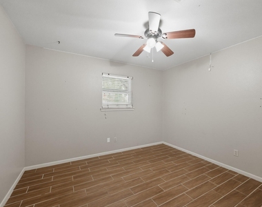 2607 Brom Bones Boulevard - Photo Thumbnail 34