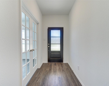 5023 Lavaridge Lane - Photo Thumbnail 14