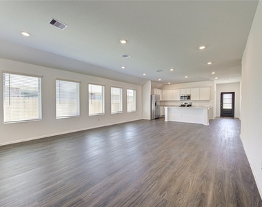 5023 Lavaridge Lane - Photo Thumbnail 29