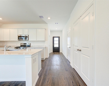 5023 Lavaridge Lane - Photo Thumbnail 15