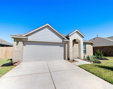 5023 Lavaridge Lane - Photo Thumbnail 2
