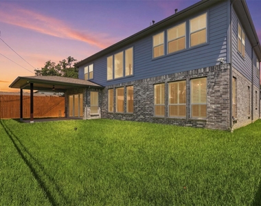 1303 Gardenia Drive - Photo Thumbnail 30