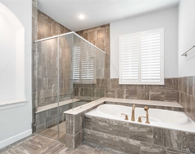 1303 Gardenia Drive - Photo Thumbnail 20