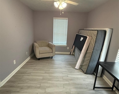 10338 Aldine Westfield Road - Photo Thumbnail 11
