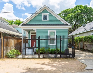 3909 Barnes Street - Photo Thumbnail 21