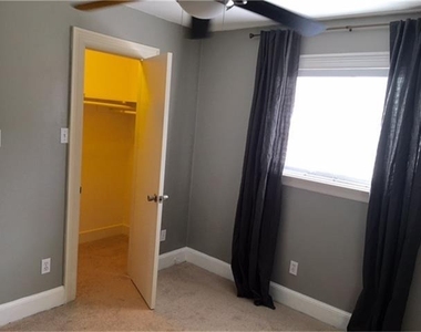 1603 Heights Boulevard - Photo Thumbnail 12