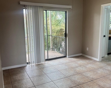 10104 Waterstone Drive - Photo Thumbnail 14
