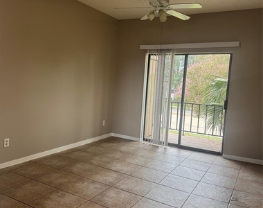 10104 Waterstone Drive - Photo Thumbnail 9