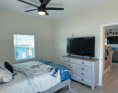 14146 Miramar Drive - Photo Thumbnail 12