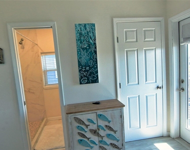 14146 Miramar Drive - Photo Thumbnail 16