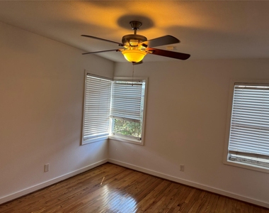 6944 Burgess Street - Photo Thumbnail 10