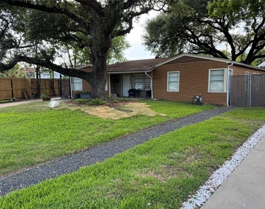 6944 Burgess Street - Photo Thumbnail 19