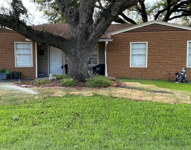 6944 Burgess Street - Photo Thumbnail 18