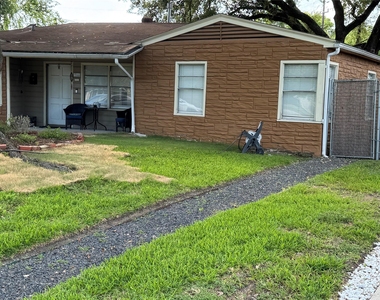 6944 Burgess Street - Photo Thumbnail 8