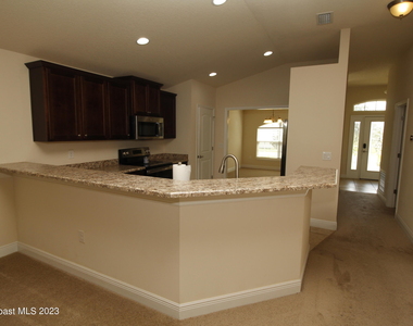 1034 Breakaway Trail - Photo Thumbnail 1