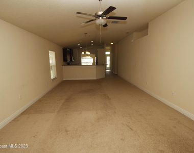 1034 Breakaway Trail - Photo Thumbnail 10