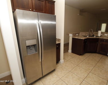 1034 Breakaway Trail - Photo Thumbnail 2