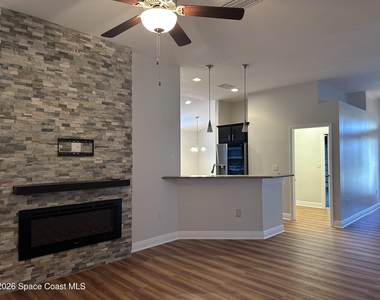 4140 Aria Drive - Photo Thumbnail 3