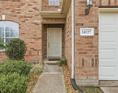 14127 Austin Hollow Court - Photo Thumbnail 2