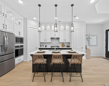 2638 Woodforest Parkway N - Photo Thumbnail 13