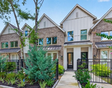 2638 Woodforest Parkway N - Photo Thumbnail 1