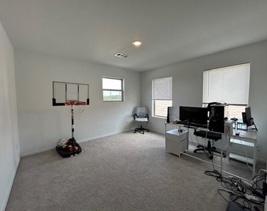 20910 Linhope Lane - Photo Thumbnail 10