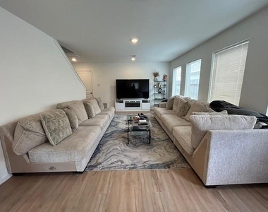 20910 Linhope Lane - Photo Thumbnail 5