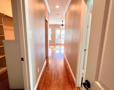 1818 Edwards Street - Photo Thumbnail 21