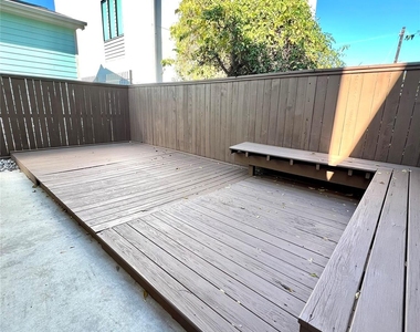 1818 Edwards Street - Photo Thumbnail 32
