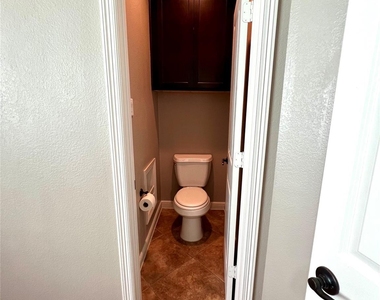 1818 Edwards Street - Photo Thumbnail 24