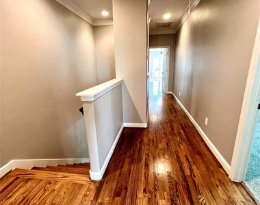 1818 Edwards Street - Photo Thumbnail 18