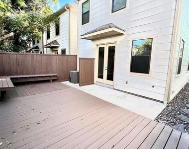 1818 Edwards Street - Photo Thumbnail 31