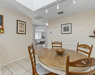 1479 Beechfern Drive - Photo Thumbnail 18
