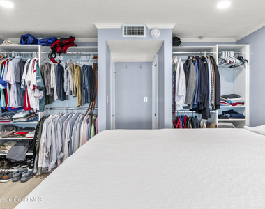 5050 Ocean Beach Boulevard - Photo Thumbnail 22