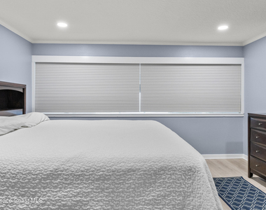 5050 Ocean Beach Boulevard - Photo Thumbnail 19