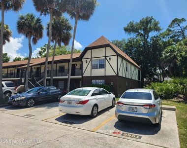 2981 Sir Hamilton Circle - Photo Thumbnail 8