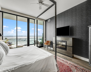 225 Strand Drive - Photo Thumbnail 16