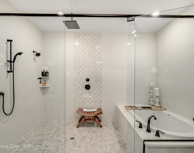 225 Strand Drive - Photo Thumbnail 24