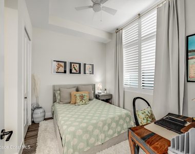 225 Strand Drive - Photo Thumbnail 9