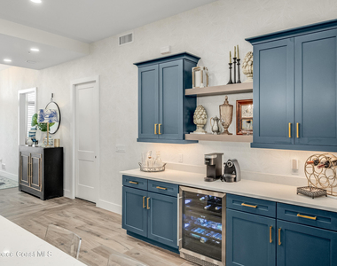 225 Strand Drive - Photo Thumbnail 29