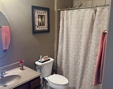 2822 Lockeridge Cove Drive - Photo Thumbnail 10