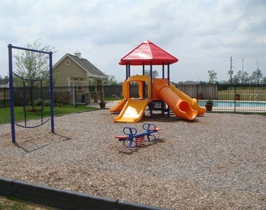 2822 Lockeridge Cove Drive - Photo Thumbnail 14