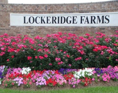 2822 Lockeridge Cove Drive - Photo Thumbnail 13